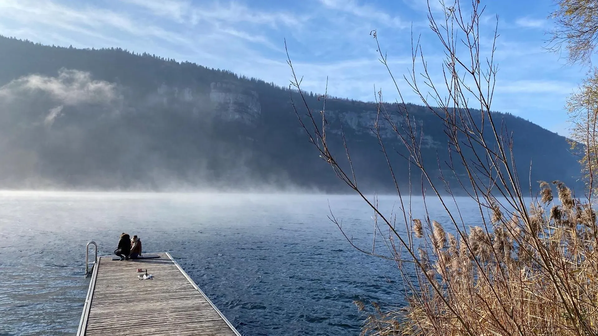 Lumineux, Centre-Ville D'Oyonnax, A 2 Pas Des Lacs Frankrijk